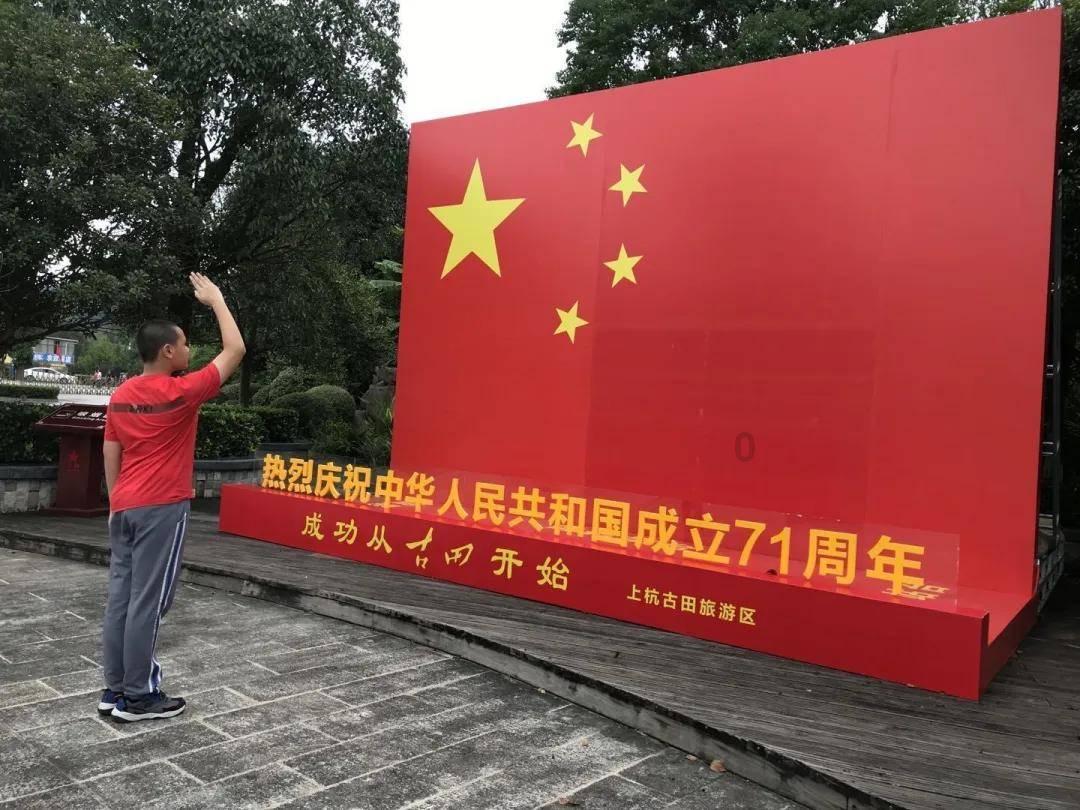 为什么我往手上涂指甲油没事，在脚丫上涂了就发炎了？游戏画面